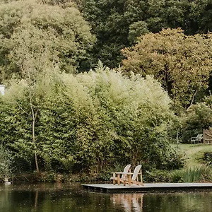 Du Bulz, En Pleine Foret Proche De La Vakantiehuis